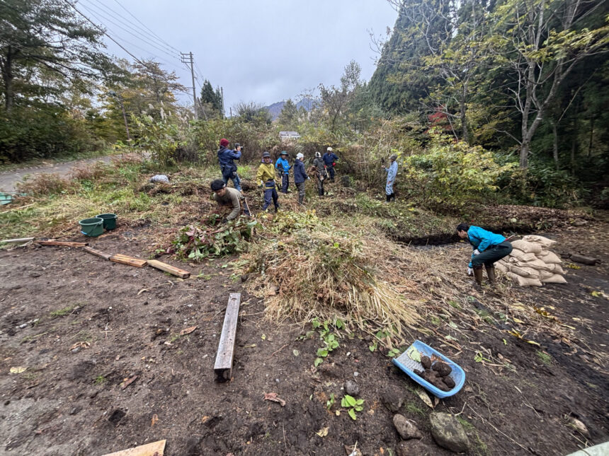 『ヤブ化』した場所の環境改善を図る
